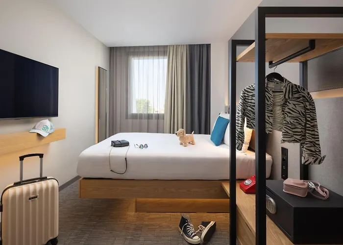 Otel Moxy 3*