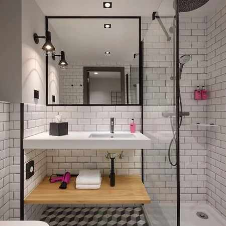 Moxy Hotel