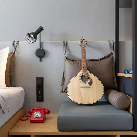 Moxy 3* Lisbon